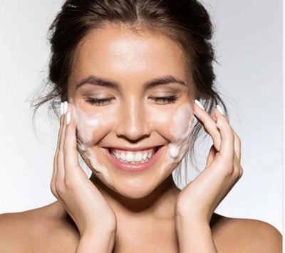 Dry Cleansing: The Ultimate Guide to Wipes, Face, Cloths, Conditioner, and More